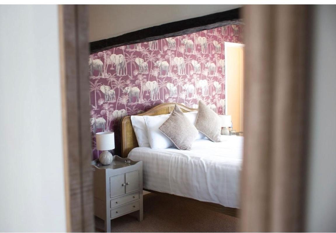 Bert'S Rooms At The Black Horse Inn Brighouse Kültér fotó